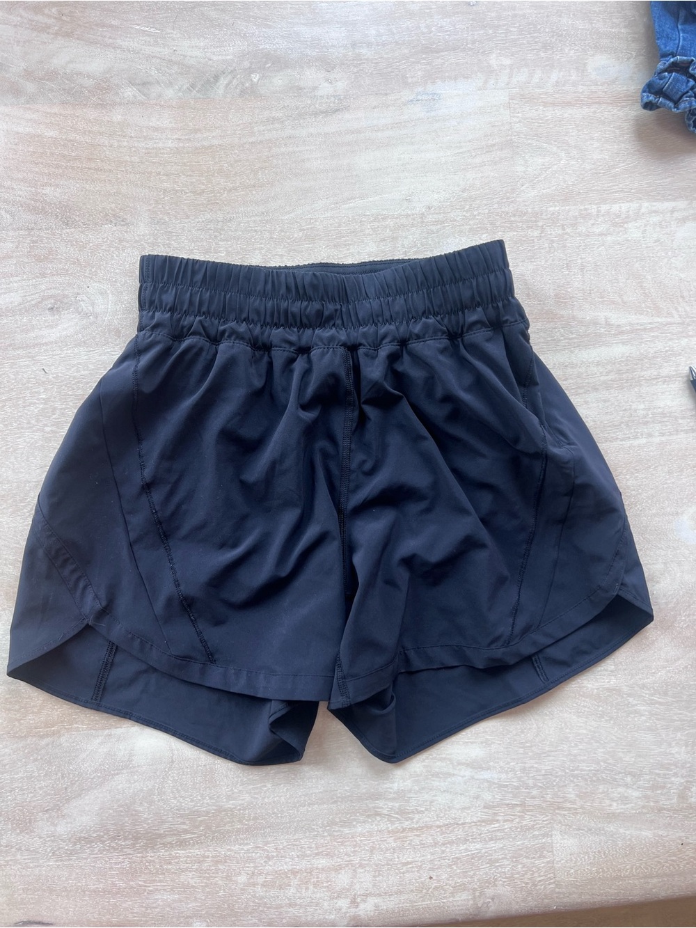 Lululemon Hotty Hot High-Rise Lined Short 4"